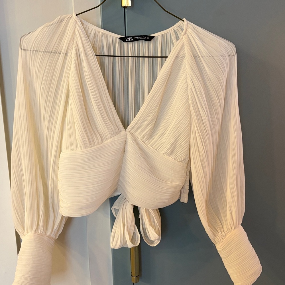 Zara Elegant Cream Blouse with Pleats